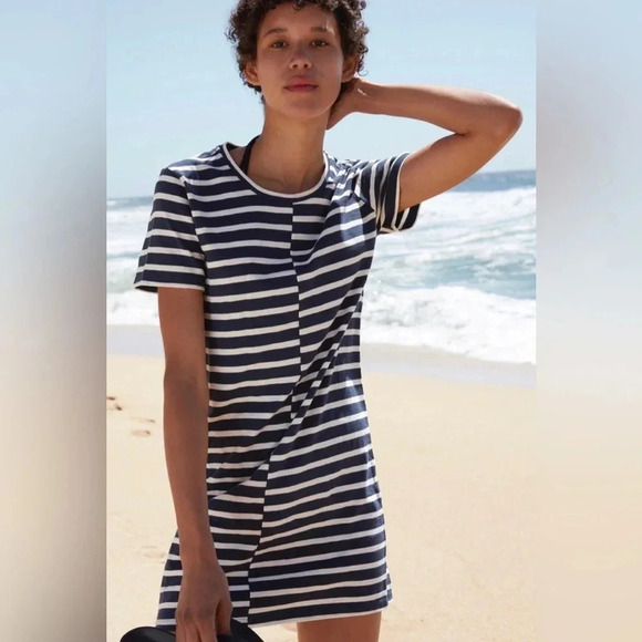 Everlane Dresses & Skirts - Everlane Cotton Stripe T-Shirt Dress Size S